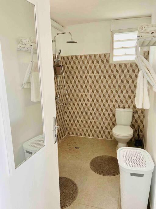 Baillif Villa Bahia - Appt F3 Vue Mer Et Montagne المظهر الخارجي الصورة