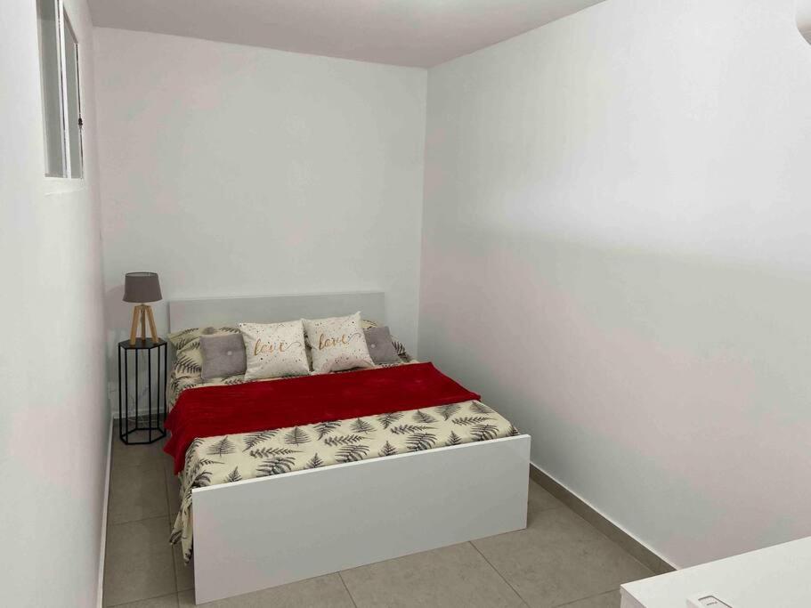 Baillif Villa Bahia - Appt F3 Vue Mer Et Montagne المظهر الخارجي الصورة