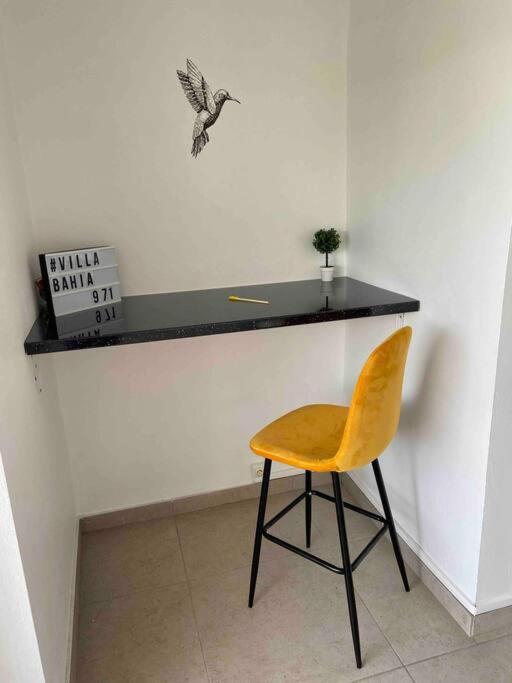 Baillif Villa Bahia - Appt F3 Vue Mer Et Montagne المظهر الخارجي الصورة